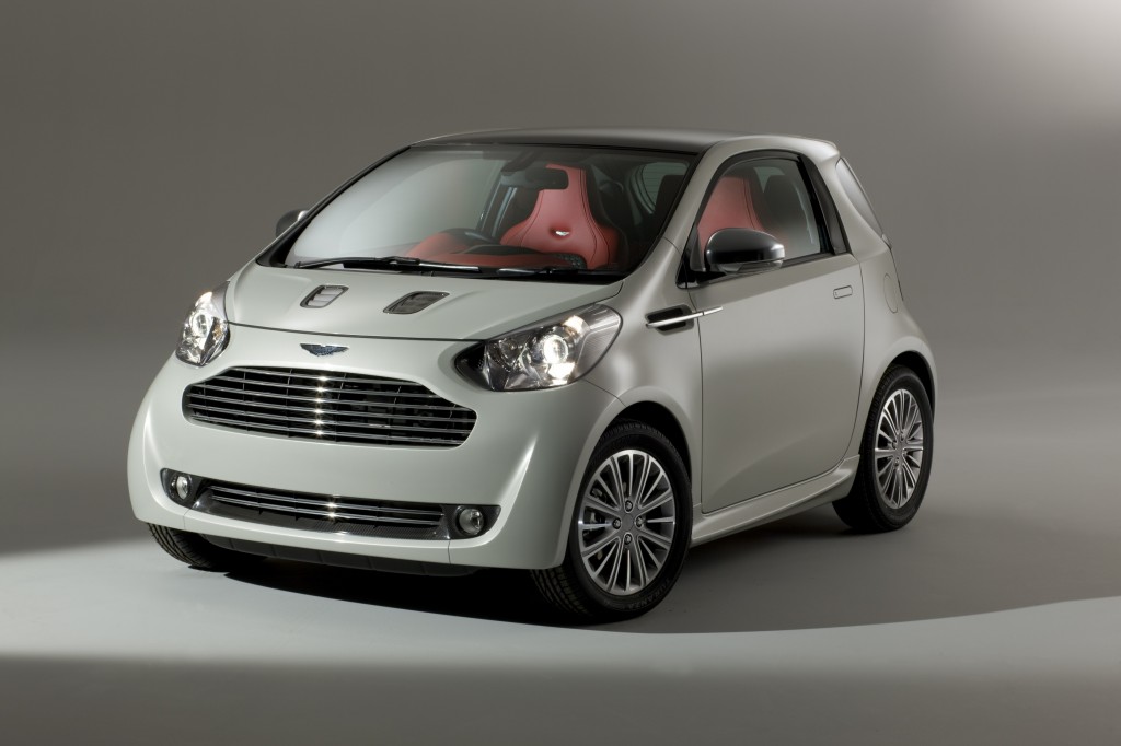THE FIRST EXCLUSIVE IMAGES OF ASTON MARTIN CYGNET 