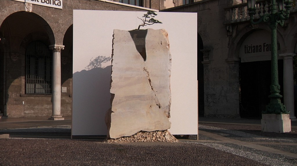 BERGAMO DEDICATES A MONUMENT TO THE WIND