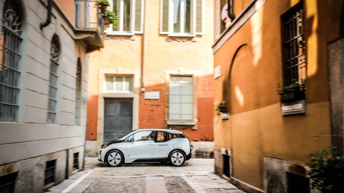 SURVEY DRIVENOW (BMW GROUP): ELECTRIC CARS THANKS, BUT RECHARGE POINTS WHERE ARE?