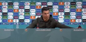 CASO RONALDO COCA-COLA: GLI ESPERTI LEGALI: “POTREBBE COSTARGLI CARO”.